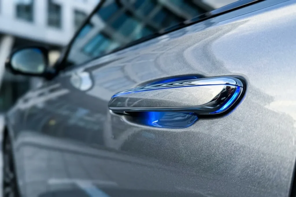 Gefährlicher Design-Hype: Warum China versenkbare Türgriffe ab 2027 verbieten will